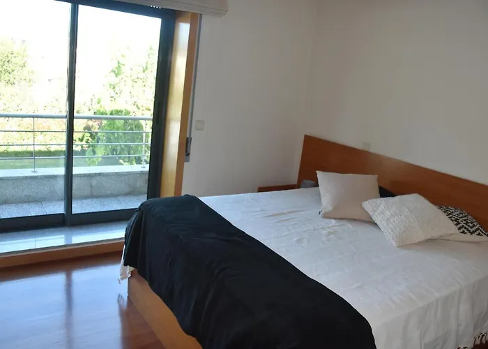 Vakantiehuis Casa De Familiar 4 Quartos E Jardim *