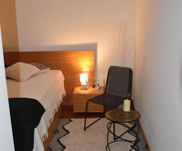 Vakantiehuis Casa De Familiar 4 Quartos E Jardim *