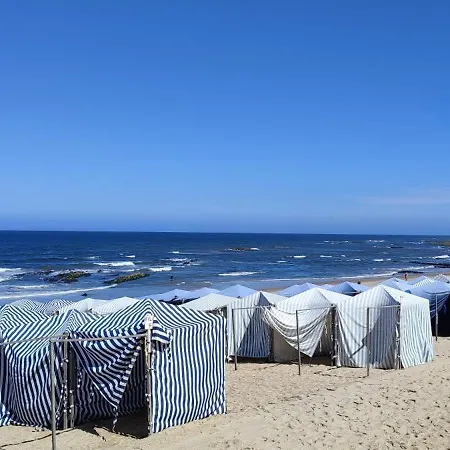 Casa De Familiar 4 Quartos E Jardim Casa de Férias *