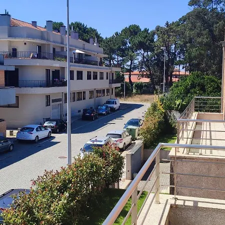 Casa De Familiar 4 Quartos E Jardim Esposende