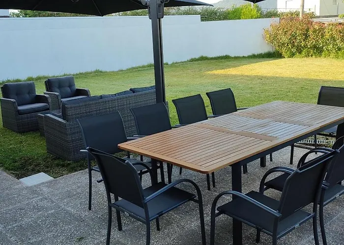 Casa De Familiar 4 Quartos E Jardim * 에스포센데